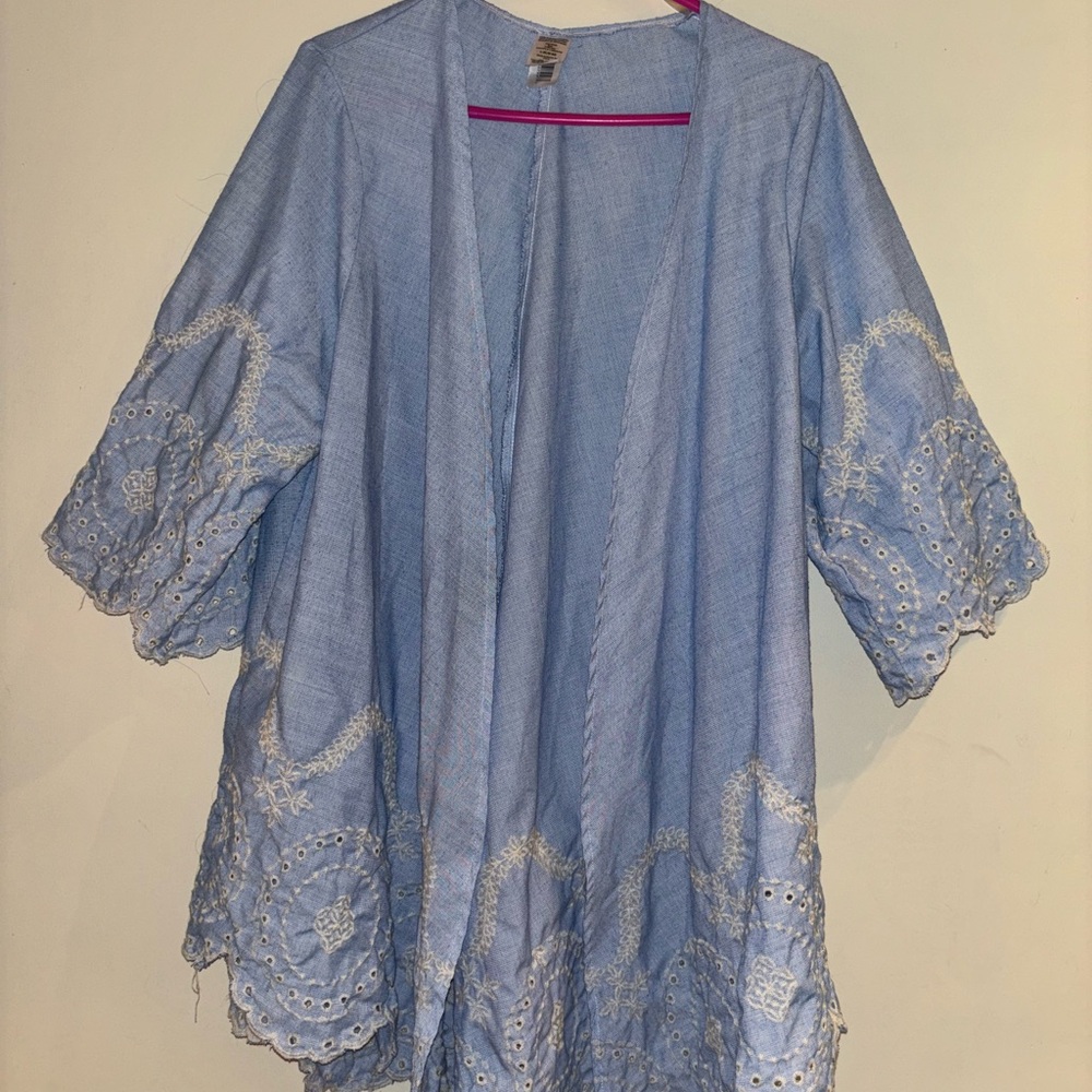Light Blue Embroidered Kimono - Picture 4 of 8
